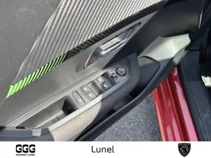 Photo 21 Peugeot 208  PureTech 100 S&S BVM6