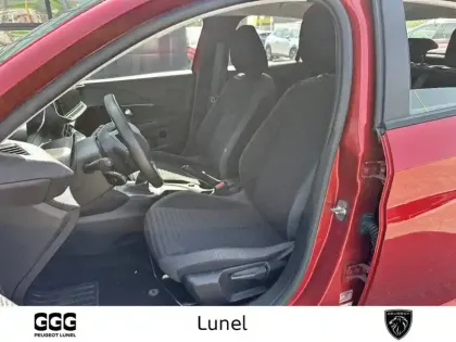 Photo 18 Peugeot 208  PureTech 100 S&S BVM6