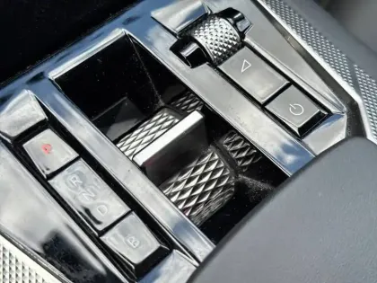 Photo 13 DS DS 4  Hybride E-Tense 225 EAT8