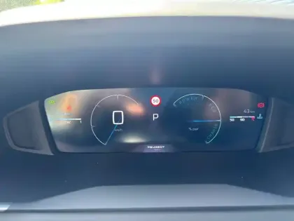 Photo 9 Peugeot 208  Hybrid 110 ch e-DCS6
