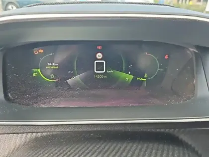 Photo 9 Peugeot 208  PureTech 100 S&S BVM6
