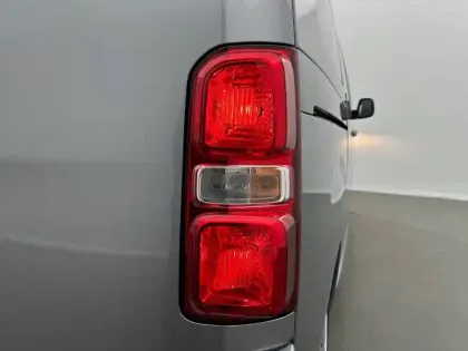 Photo 26 Opel Vivaro -E FGN TAILLE M ELECTRIQUE 100 KW BATTERIE 75 KWH