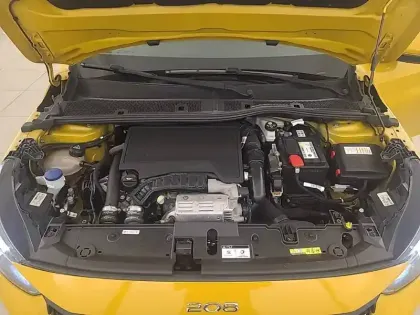 Photo 48 Peugeot 208  PureTech 100 S&S BVM6