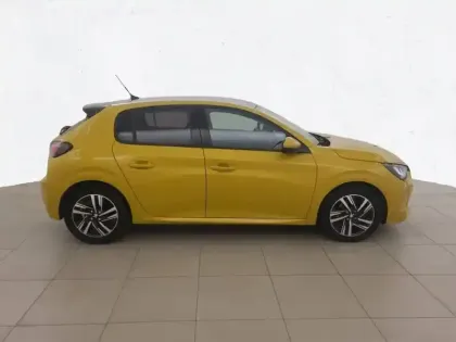 Photo 23 Peugeot 208  PureTech 100 S&S BVM6