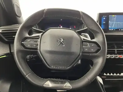 Photo 22 Peugeot 2008  PureTech 130 S&S EAT8