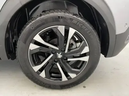 Photo 15 Peugeot 2008  PureTech 130 S&S EAT8