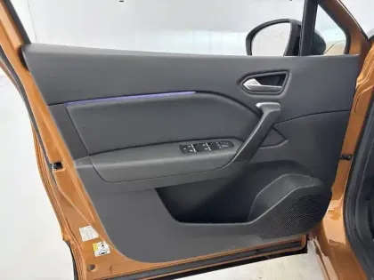 Photo 19 Renault Captur  E-Tech 145 - 21
