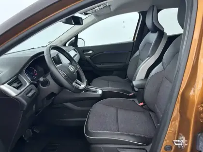 Photo 17 Renault Captur  E-Tech 145 - 21