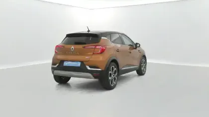 Photo 13 Renault Captur  E-Tech 145 - 21