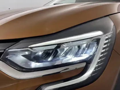 Photo 34 Renault Captur  E-Tech 145 - 21