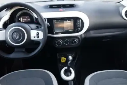 Photo 8 Renault Twingo  III Achat Intégral - 21
