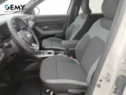 Photo 8 Dacia Duster  Hybrid 140