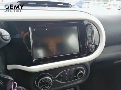 Photo 14 Renault Twingo  III Achat Intégral - 21