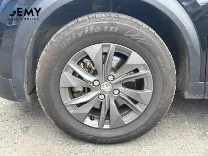 Photo 16 Peugeot 2008  Electrique 136 ch