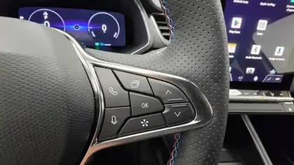 Photo 15 Renault Captur  E-Tech full hybrid 160 ch