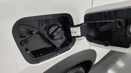 Photo 24 Renault Captur  E-Tech full hybrid 160 ch