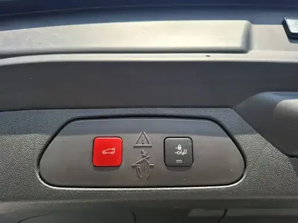 Photo 15 Opel Grandland  Hybrid 225 ch BVA8