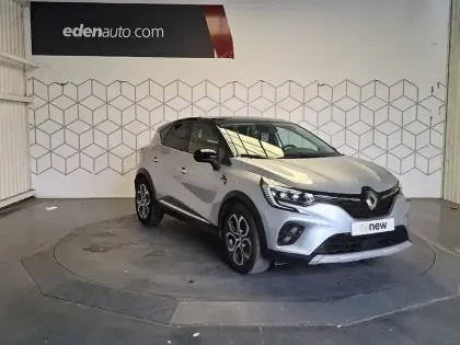 Photo 41 Renault Captur  E-Tech full hybrid 145