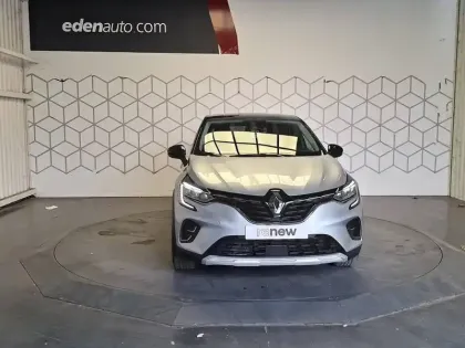 Photo 6 Renault Captur  E-Tech full hybrid 145