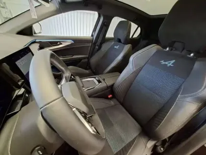 Photo 18 Renault Rafale  E-Tech full hybrid 200 ch