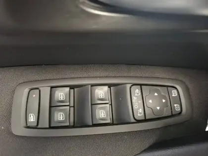 Photo 16 Renault Kadjar  Blue dCi 115