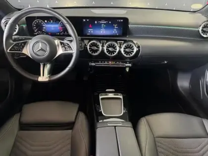 Photo 10 Mercedes Classe A 180 d Progressive Line