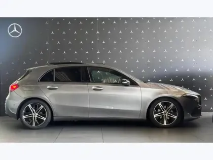 Photo 5 Mercedes Classe A 180 d Progressive Line