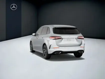 Photo 24 Mercedes Classe B 200 d AMG Line