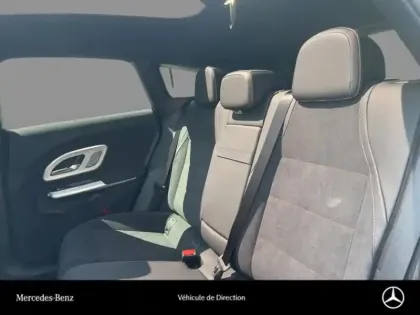 Photo 15 Mercedes CLA 200 AMG Line