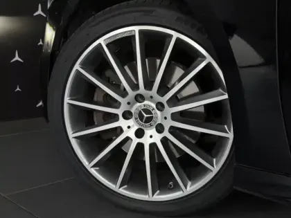 Photo 8 Mercedes Classe A A 250 e  Berline Compacte
