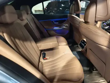 Photo 15 Mercedes Classe E  300 de Hybrid EQ AMG 