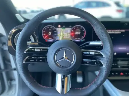 Photo 19 Mercedes CLA 220 4MATIC AMG Line