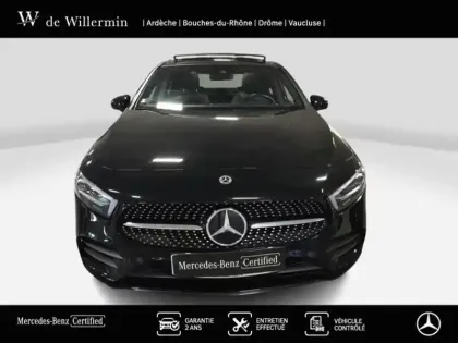 Photo 19 Mercedes Classe A 200 Berline AMG Line