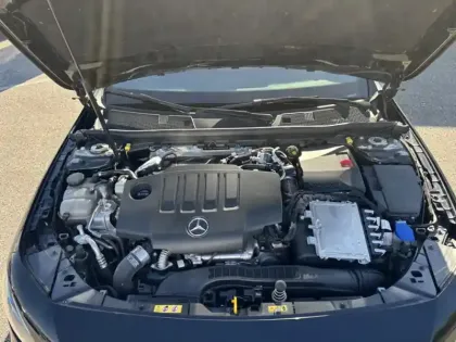Photo 12 Mercedes Classe A 180 d Progressive Line
