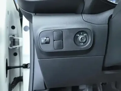 Photo 16 Citroën C3  PureTech 83 S&S BVM5 C-Series