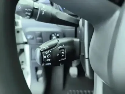 Photo 17 Citroën C3  PureTech 83 S&S BVM5 C-Series