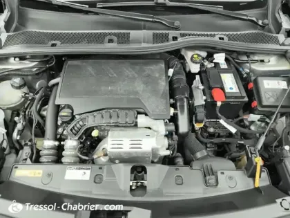 Photo 28 Peugeot 2008  PureTech 130 S&S BVM6 Allure
