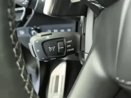 Photo 17 DS DS 7  Hybride Rechargeable E-Tense 225 EAT8 Opera