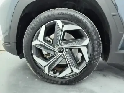 Photo 14 Hyundai Tucson  1.6 T-GDI 265 HTRAC Plug-in BVA6 Creative