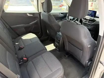 Photo 11 Ford Kuga  1.5 EcoBlue 120ch Titanium