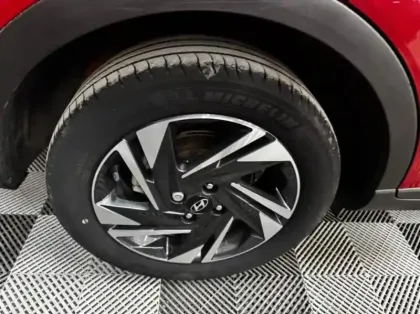 Photo 13 Hyundai Bayon  1.0 T-GDi 100ch Hybrid 48V Creative