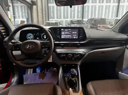 Photo 8 Hyundai Bayon  1.0 T-GDi 100ch Hybrid 48V Creative