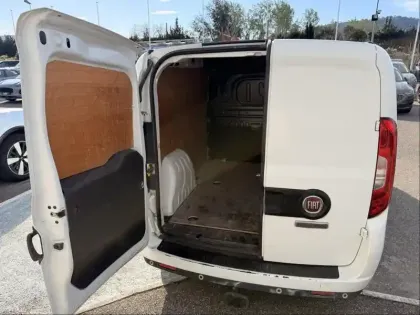 Photo 22 Fiat Doblo  Cargo 1.6 Multijet 105ch Pack Professional E6