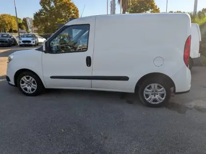 Photo 21 Fiat Doblo  Cargo 1.6 Multijet 105ch Pack Professional E6