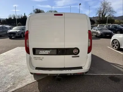 Photo 19 Fiat Doblo  Cargo 1.6 Multijet 105ch Pack Professional E6
