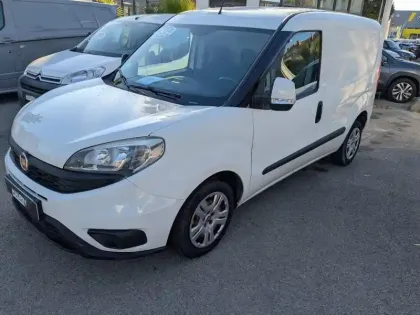 Photo 15 Fiat Doblo  Cargo 1.6 Multijet 105ch Pack Professional E6