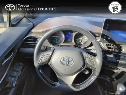Photo 12 Toyota C-HR  122h Distinctive 2WD E-CVT