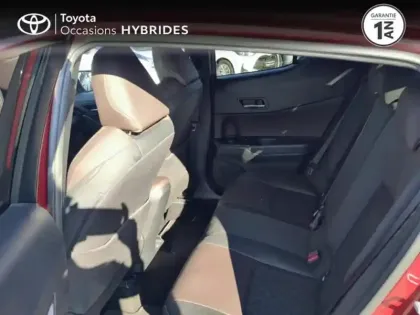 Photo 11 Toyota C-HR  122h Distinctive 2WD E-CVT