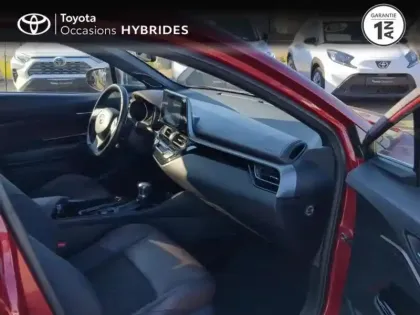 Photo 5 Toyota C-HR  122h Distinctive 2WD E-CVT