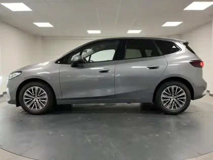 Photo 21 BMW Serie 2 Série 2 ActiveTourer 218d 150ch Business Design DKG7